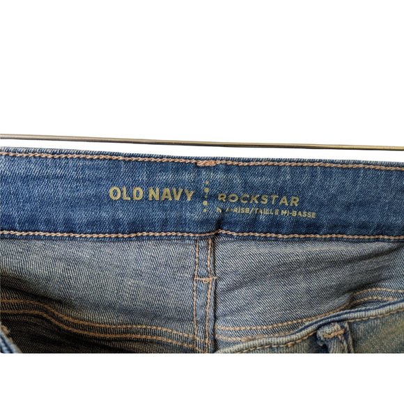 Womens Old Navy Rockstar Mid-Rise Distressed Embroidered Floral Capri Jeans Sz 6 - Picture 5 of 14